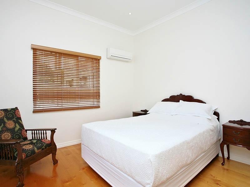 22 Ashfield Street, East Brisbane QLD 4169