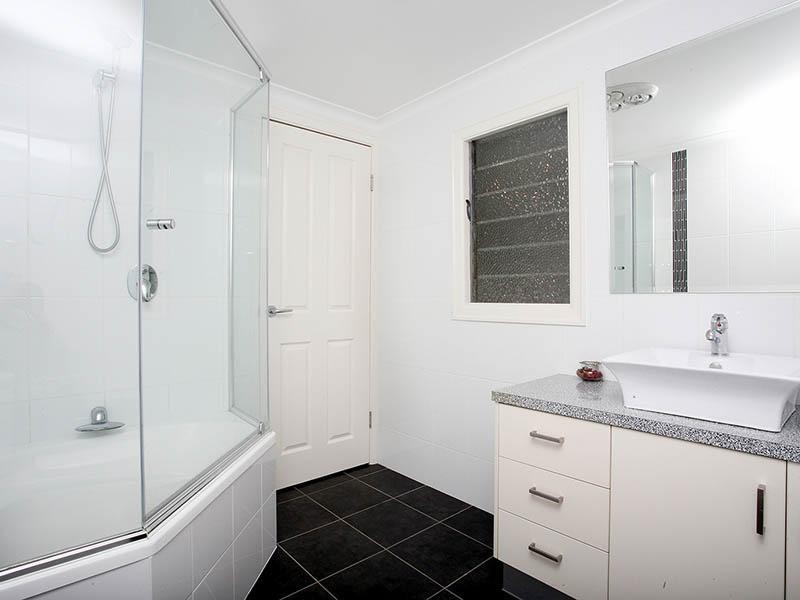 22 Ashfield Street, East Brisbane QLD 4169