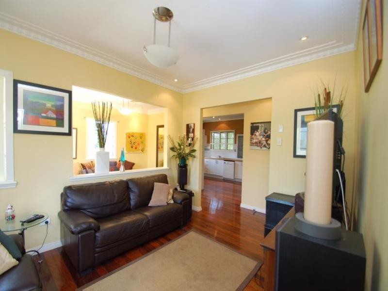 94 Bilyana Street, Balmoral QLD 4171