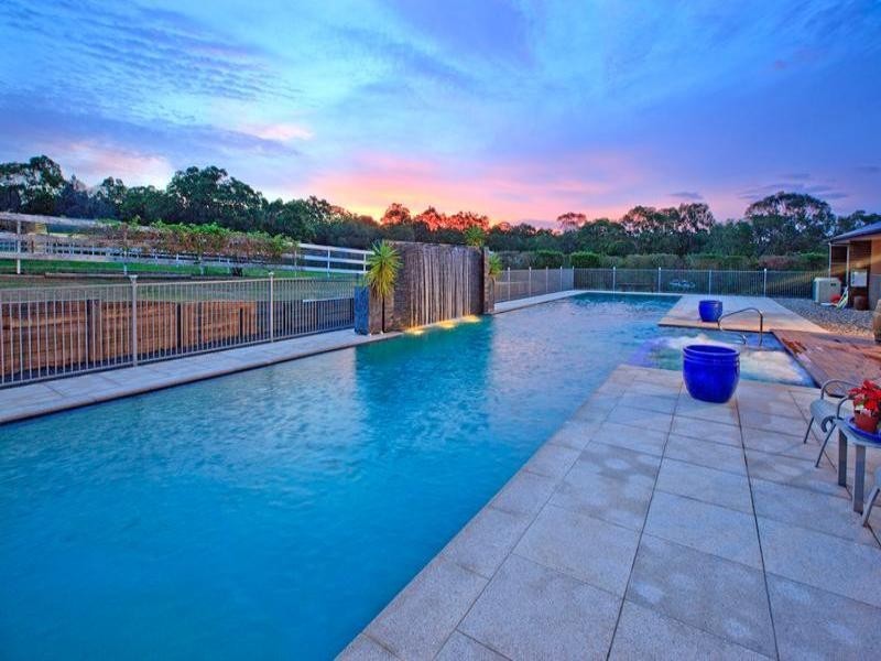 815 New Cleveland Road, Gumdale QLD 4154