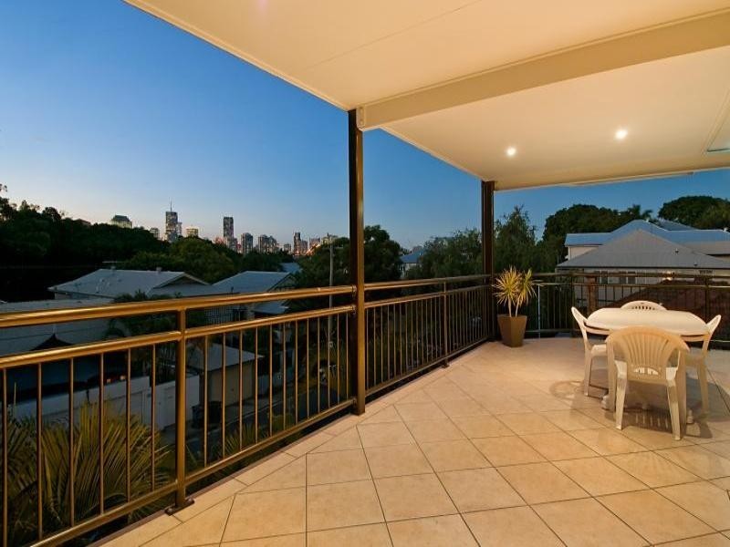 4/15 Eskgrove Street, East Brisbane QLD 4169