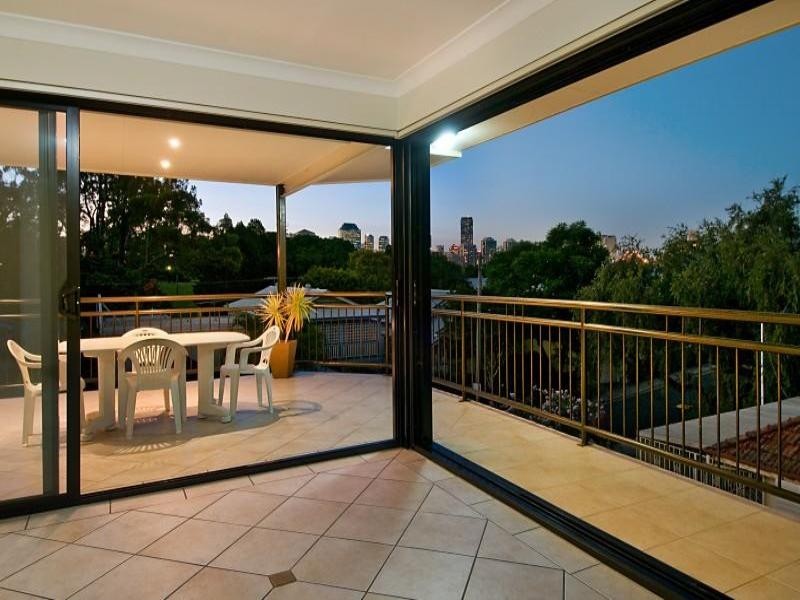 4/15 Eskgrove Street, East Brisbane QLD 4169
