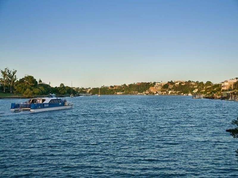 4/15 Eskgrove Street, East Brisbane QLD 4169