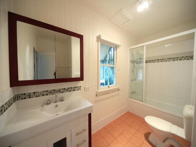 22 Orchard Street, Hawthorne QLD 4171