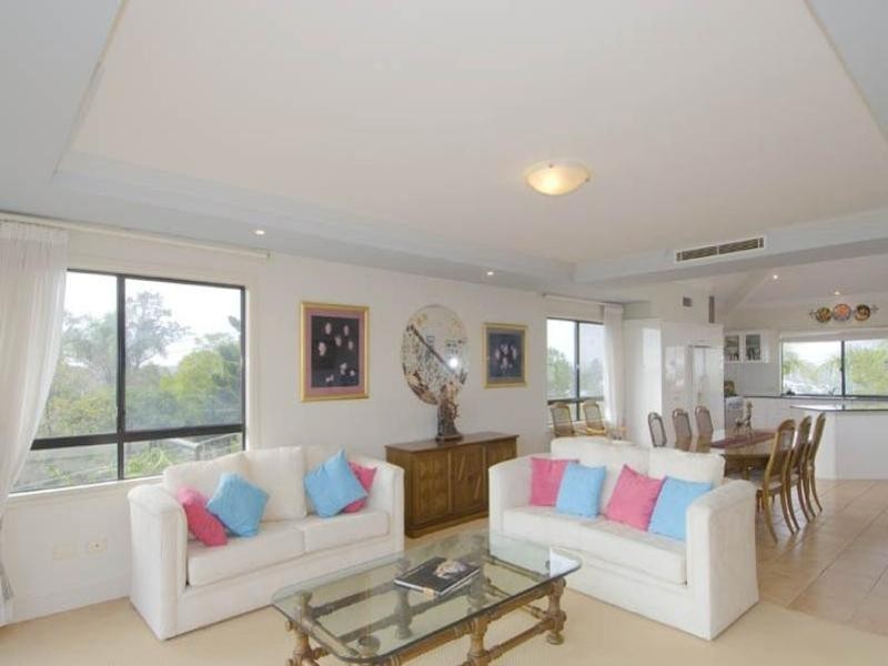 1/24 Philip Street, Hawthorne QLD 4171