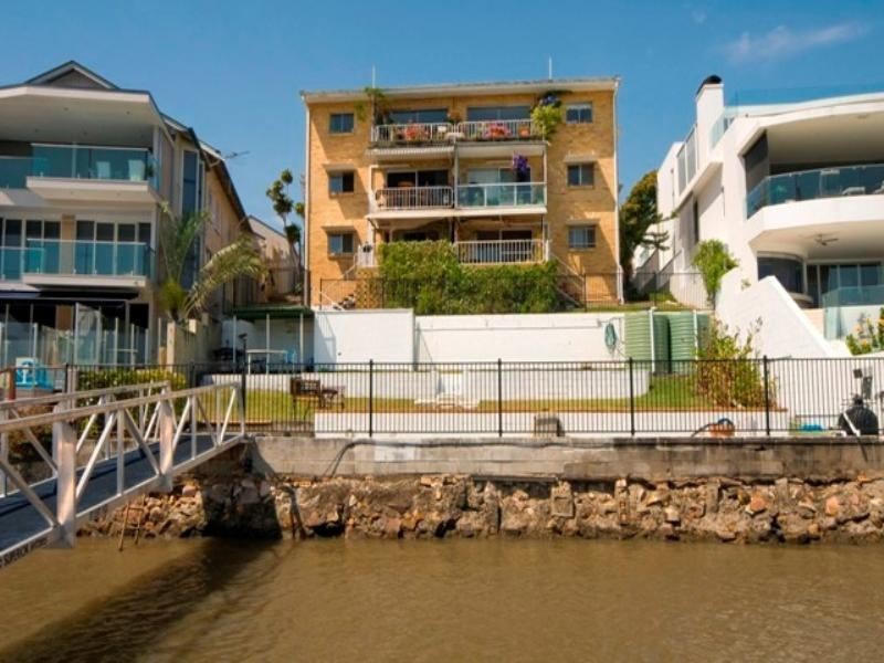 East Brisbane QLD 4169