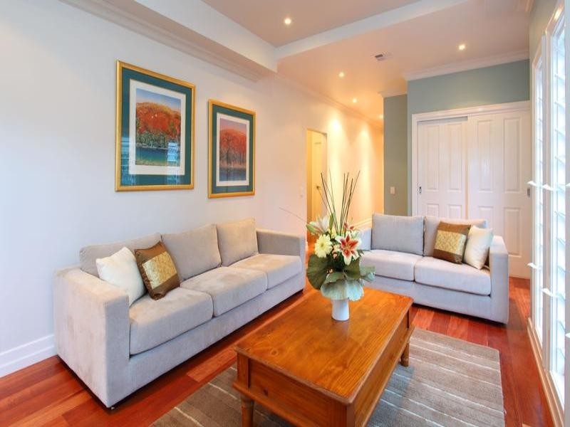 75 Thackeray Street, Norman Park QLD 4170