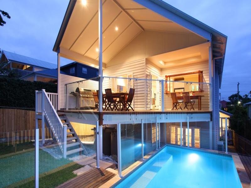 75 Thackeray Street, Norman Park QLD 4170