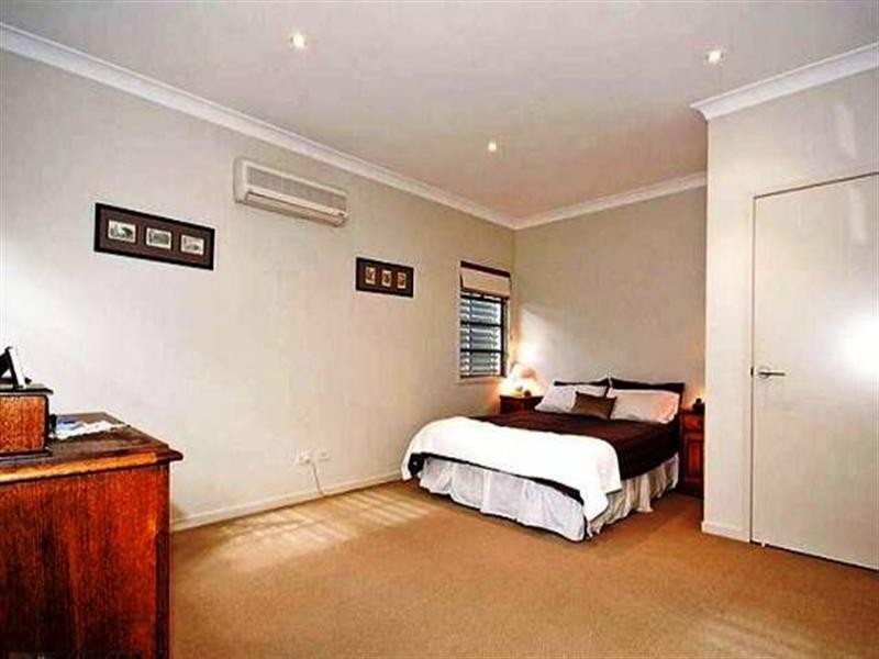 21 Kingfisher Lane, East Brisbane QLD 4169