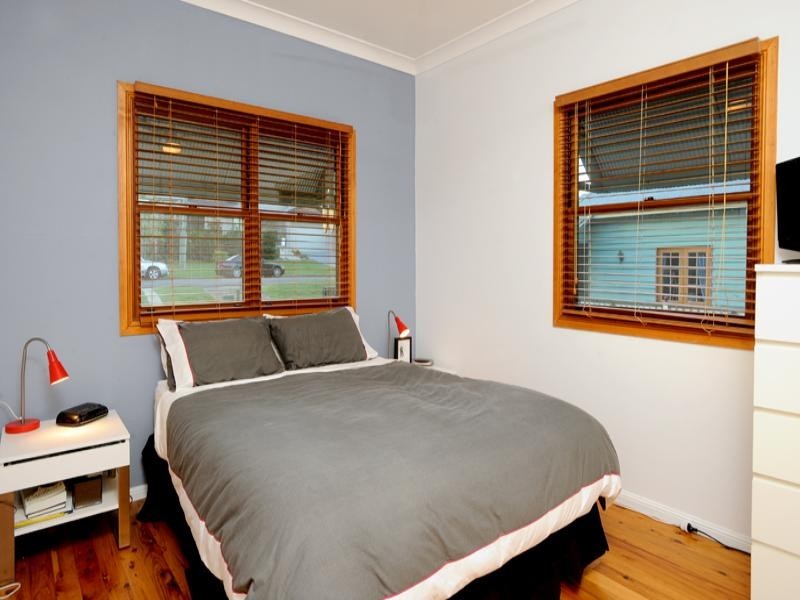 16 Ramsay Lane, Morningside QLD 4170