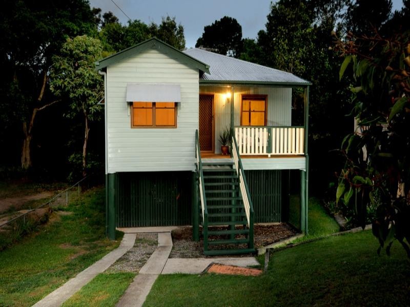 16 Ramsay Lane, Morningside QLD 4170