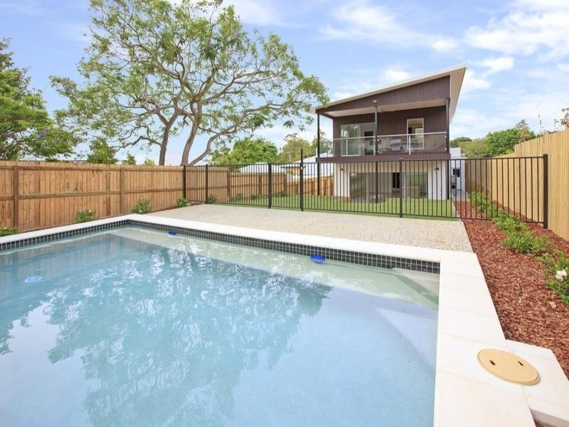 25 Paris Avenue, Morningside QLD 4170