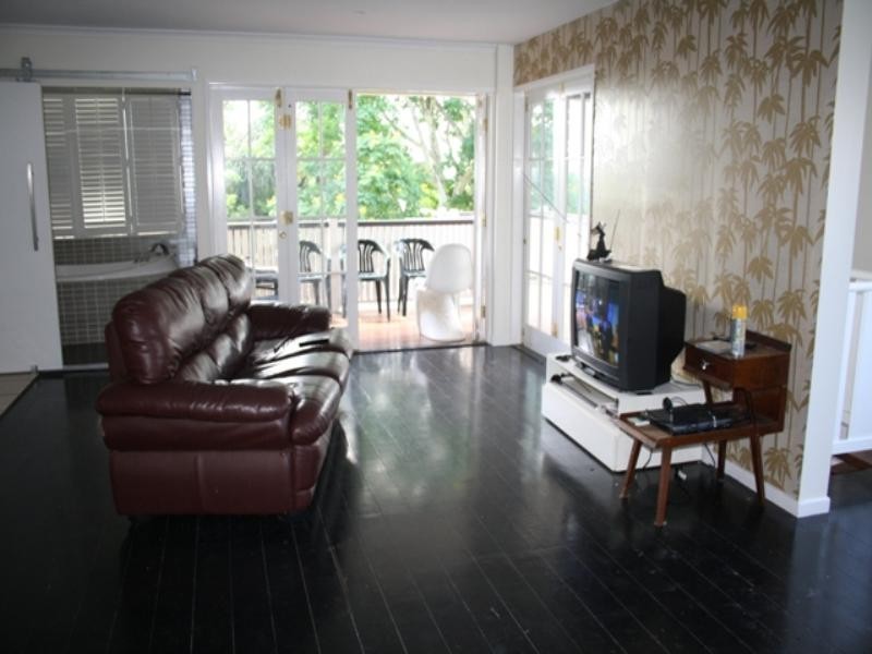 Holland Park QLD 4121