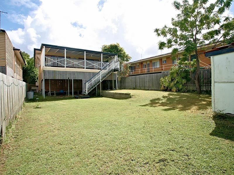 89 Albert Street, Camp Hill QLD 4152