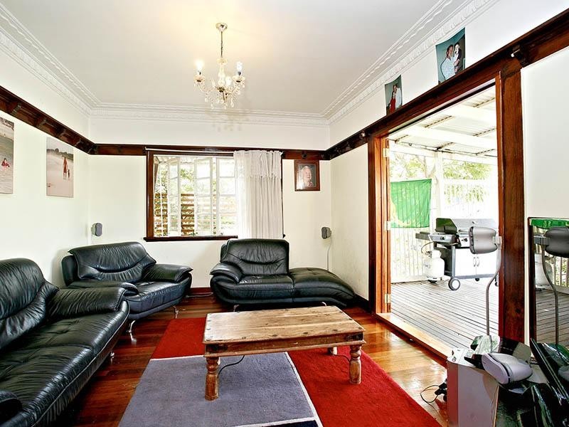 89 Albert Street, Camp Hill QLD 4152