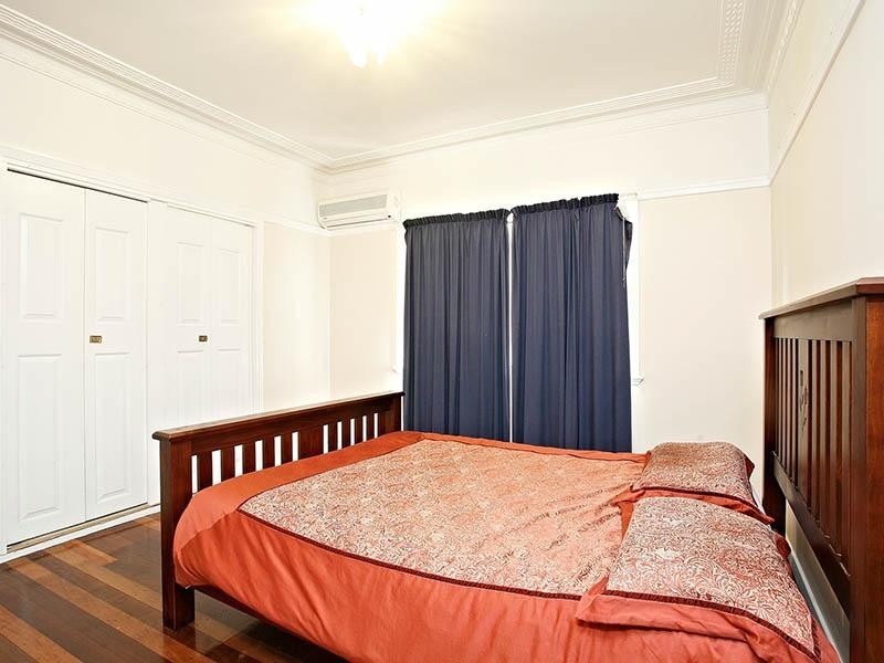 89 Albert Street, Camp Hill QLD 4152