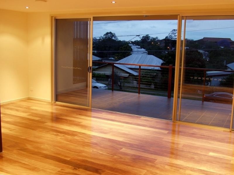 6A Hanworth Street, East Brisbane QLD 4169