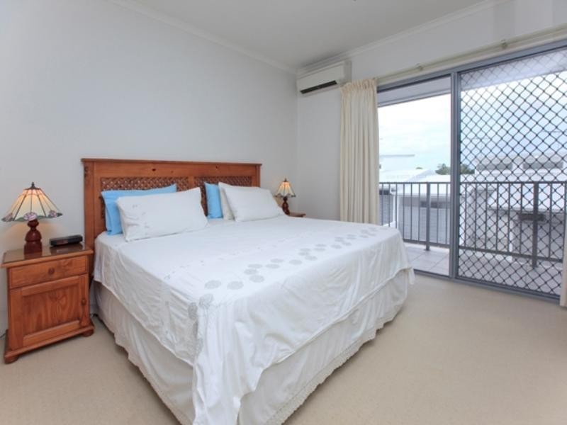 8/23 Burrai Street, Morningside QLD 4170