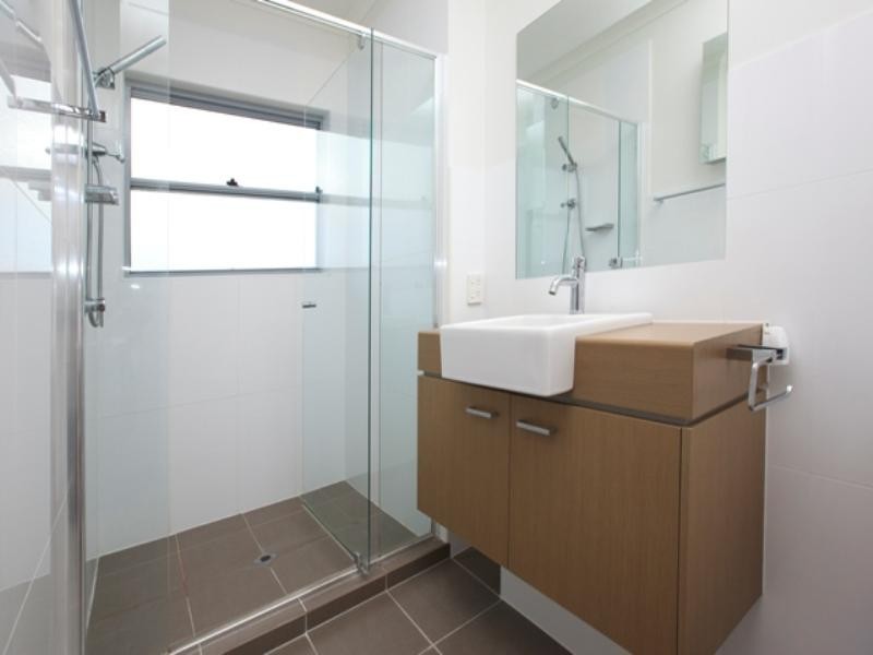 8/23 Burrai Street, Morningside QLD 4170