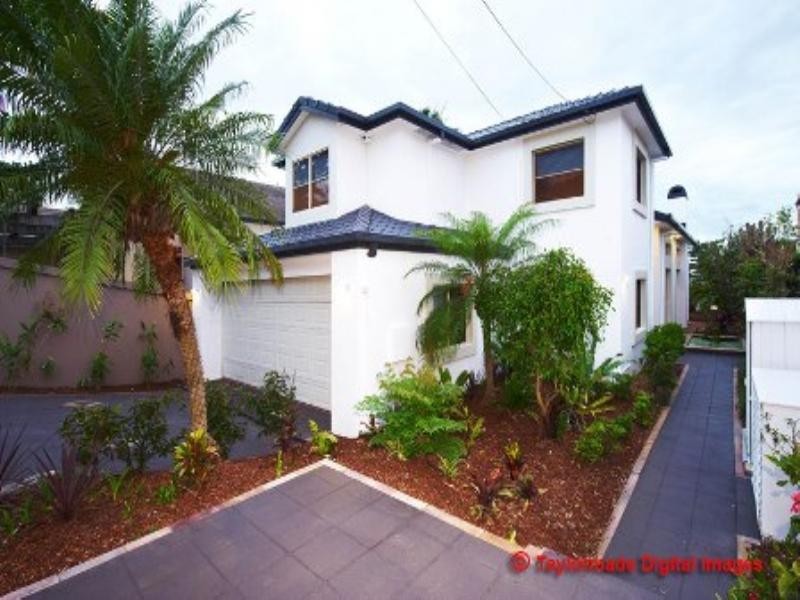 18 Scott Street, Hawthorne QLD 4171