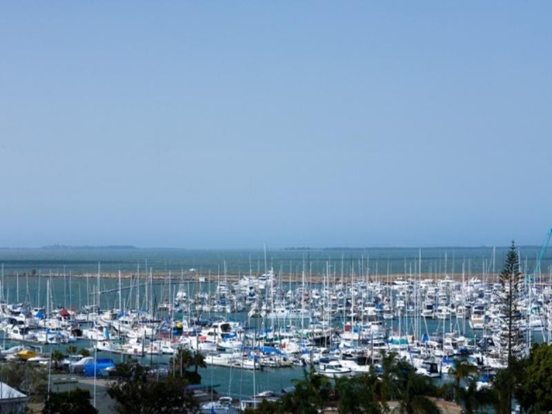 561 Royal Esplanade, Manly QLD 4179