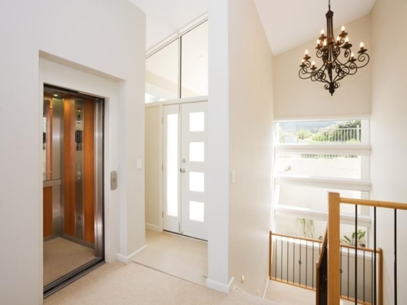 561 Royal Esplanade, Manly QLD 4179