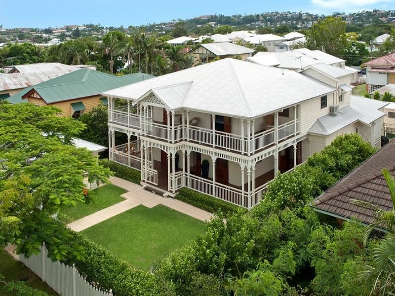 85 Gordon Street, Hawthorne QLD 4171