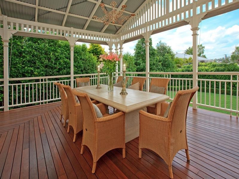 85 Gordon Street, Hawthorne QLD 4171