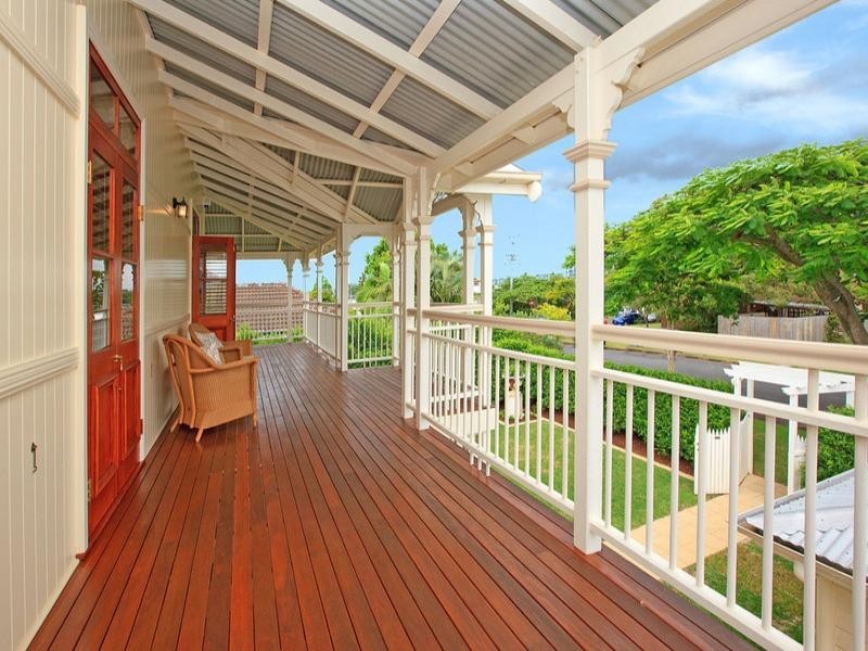 85 Gordon Street, Hawthorne QLD 4171