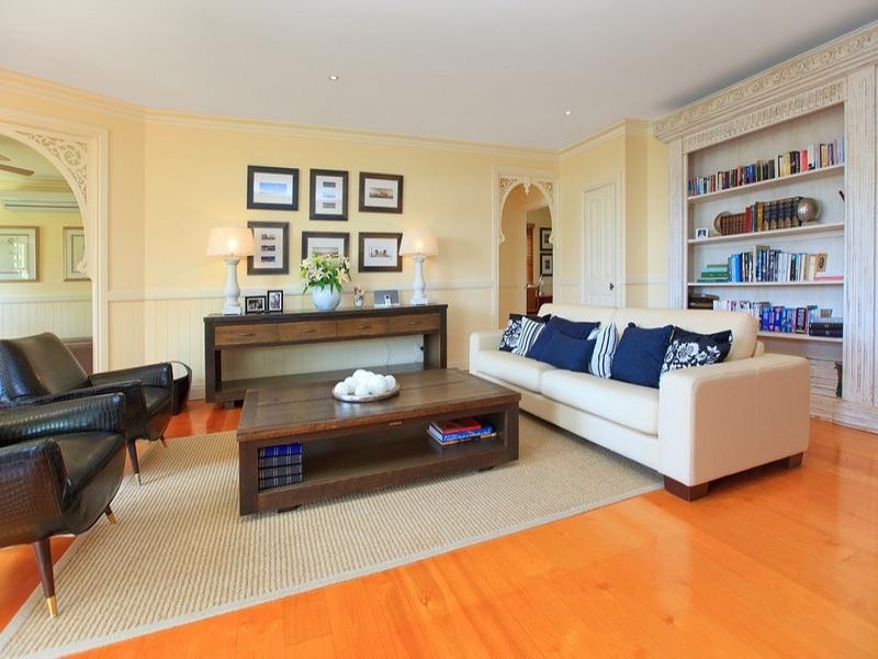 85 Gordon Street, Hawthorne QLD 4171