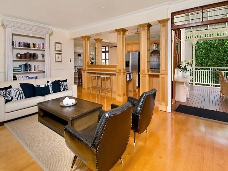 85 Gordon Street, Hawthorne QLD 4171