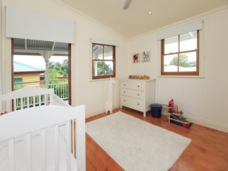 85 Gordon Street, Hawthorne QLD 4171