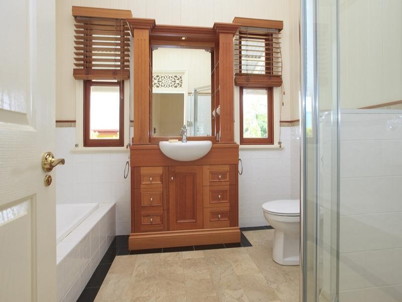 85 Gordon Street, Hawthorne QLD 4171