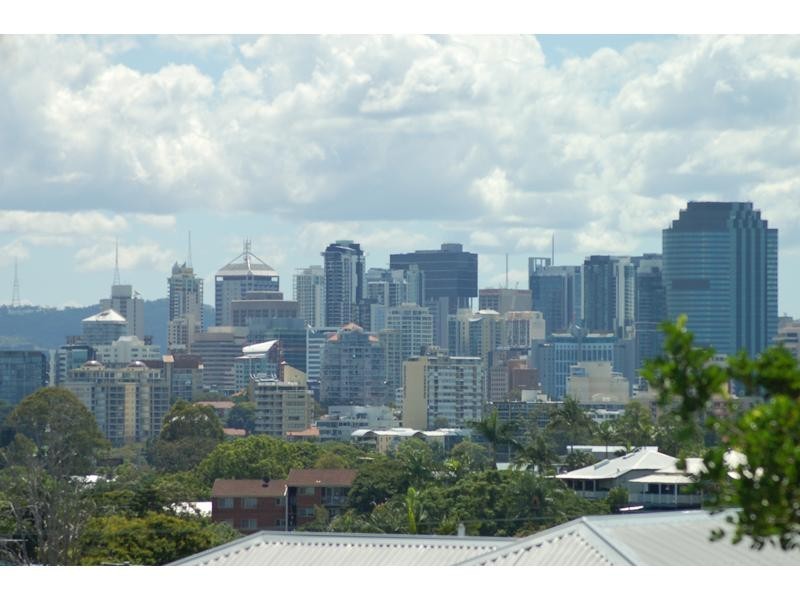 22 Power Street, Norman Park QLD 4170