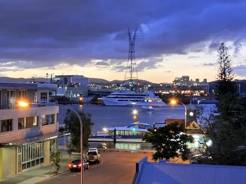 1 Coutts Street, Bulimba QLD 4171