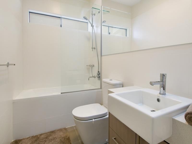 10 Ovey Street, Morningside QLD 4170