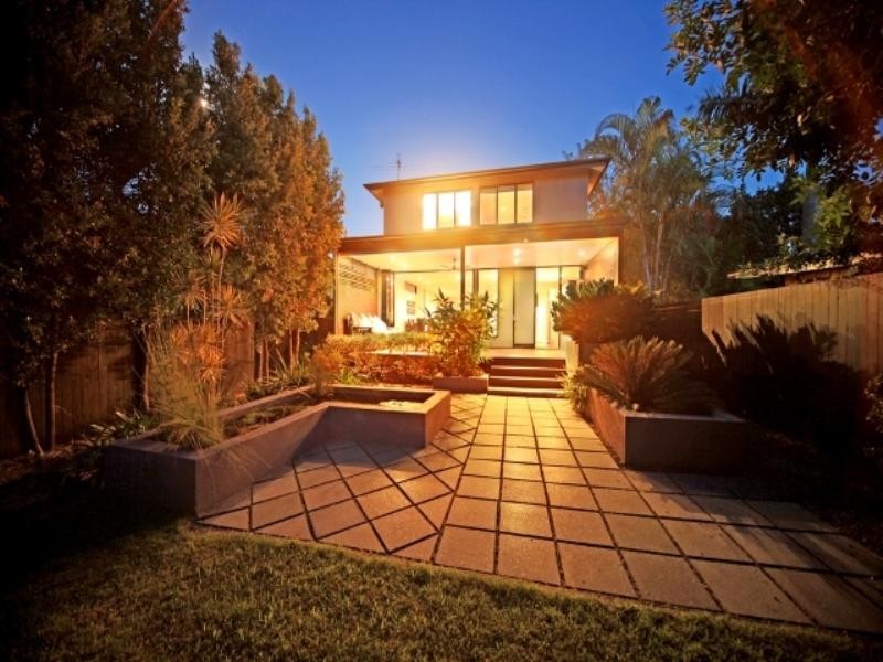 10 Bilyana Street, Balmoral QLD 4171