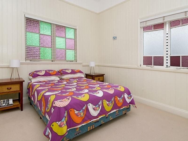 34 Mullens Street, Hawthorne QLD 4171