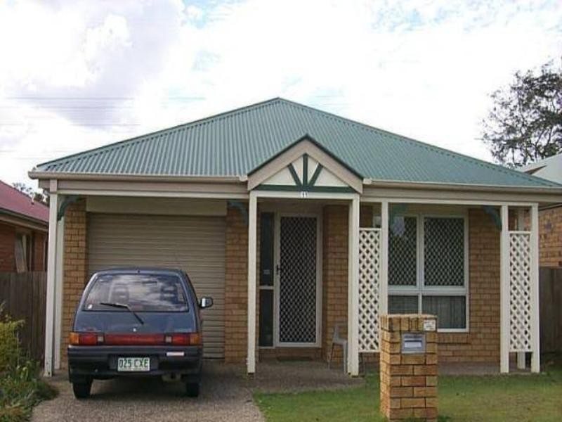11 Cedar Street, Cannon Hill QLD 4170