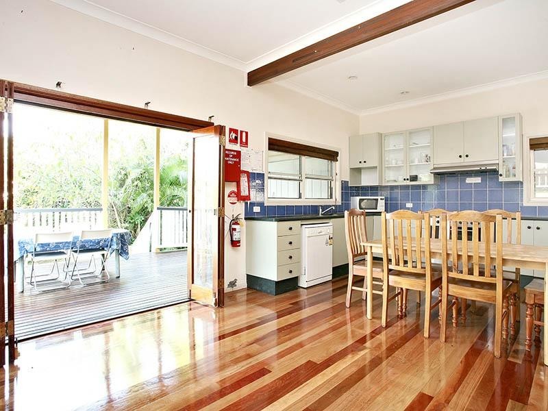 11 Burlington Street, East Brisbane QLD 4169