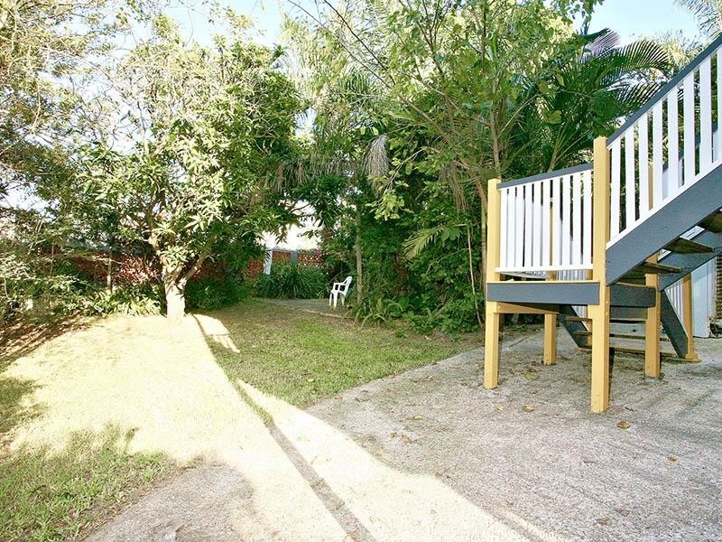 11 Burlington Street, East Brisbane QLD 4169