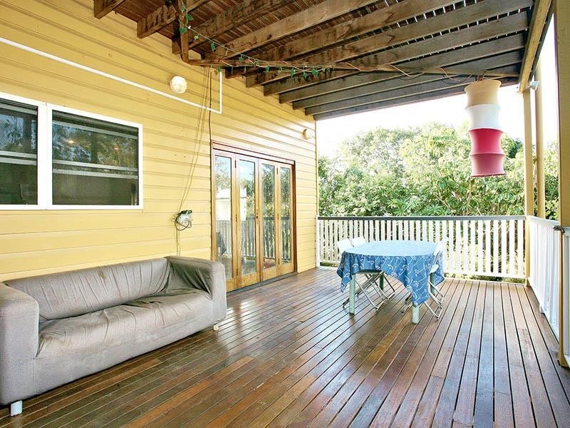 11 Burlington Street, East Brisbane QLD 4169