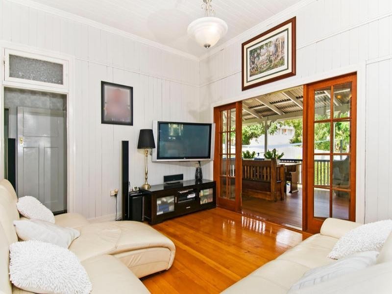 19 Kates Street, Morningside QLD 4170