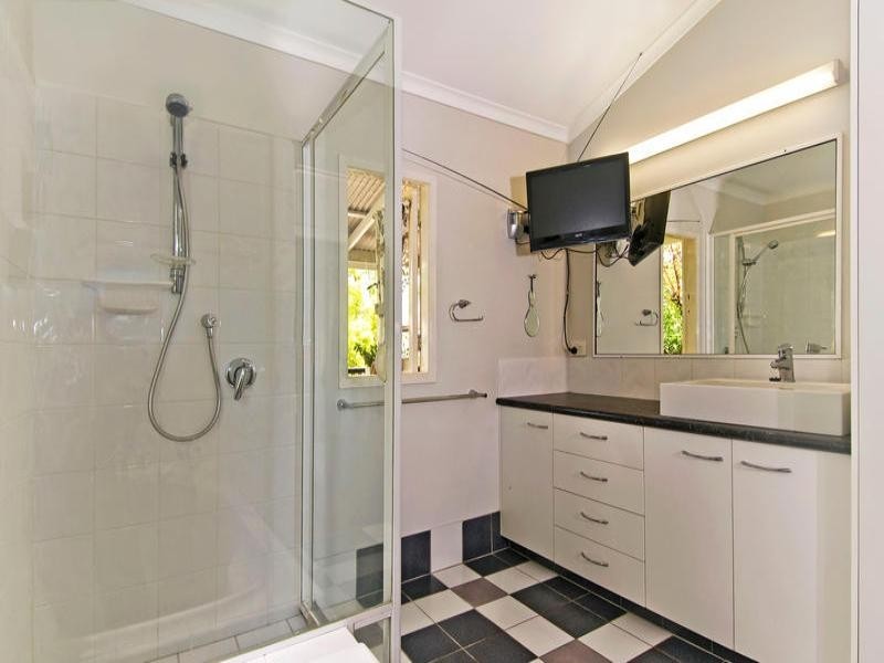 19 Kates Street, Morningside QLD 4170