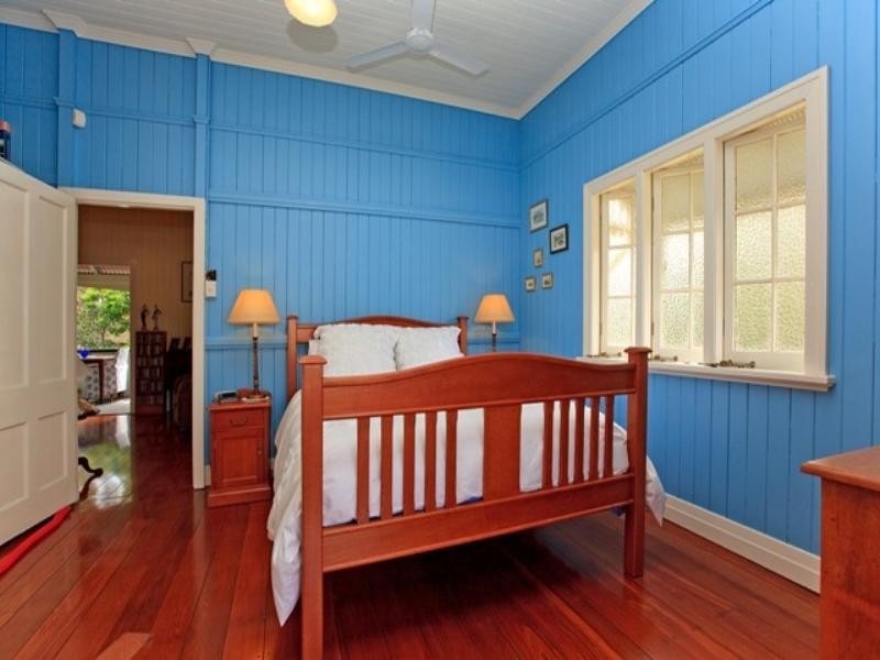 72 Brentnall Street, Norman Park QLD 4170