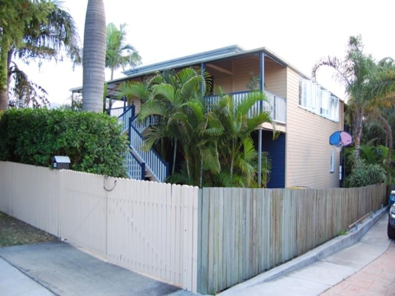 43 Marsh Street, Cannon Hill QLD 4170
