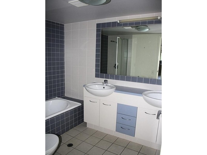 28/70 Norman Crescent, Norman Park QLD 4170