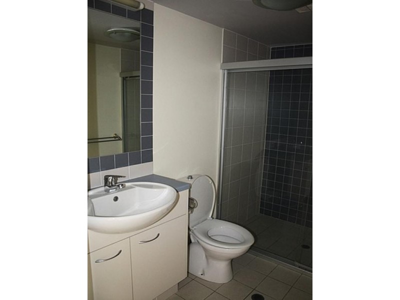 28/70 Norman Crescent, Norman Park QLD 4170