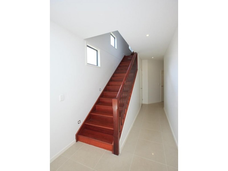 63 Beauvardia Street, Cannon Hill QLD 4170