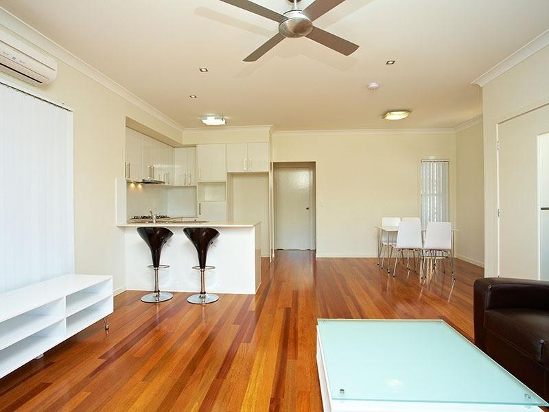 1/22-24 Park Street, Hawthorne QLD 4171